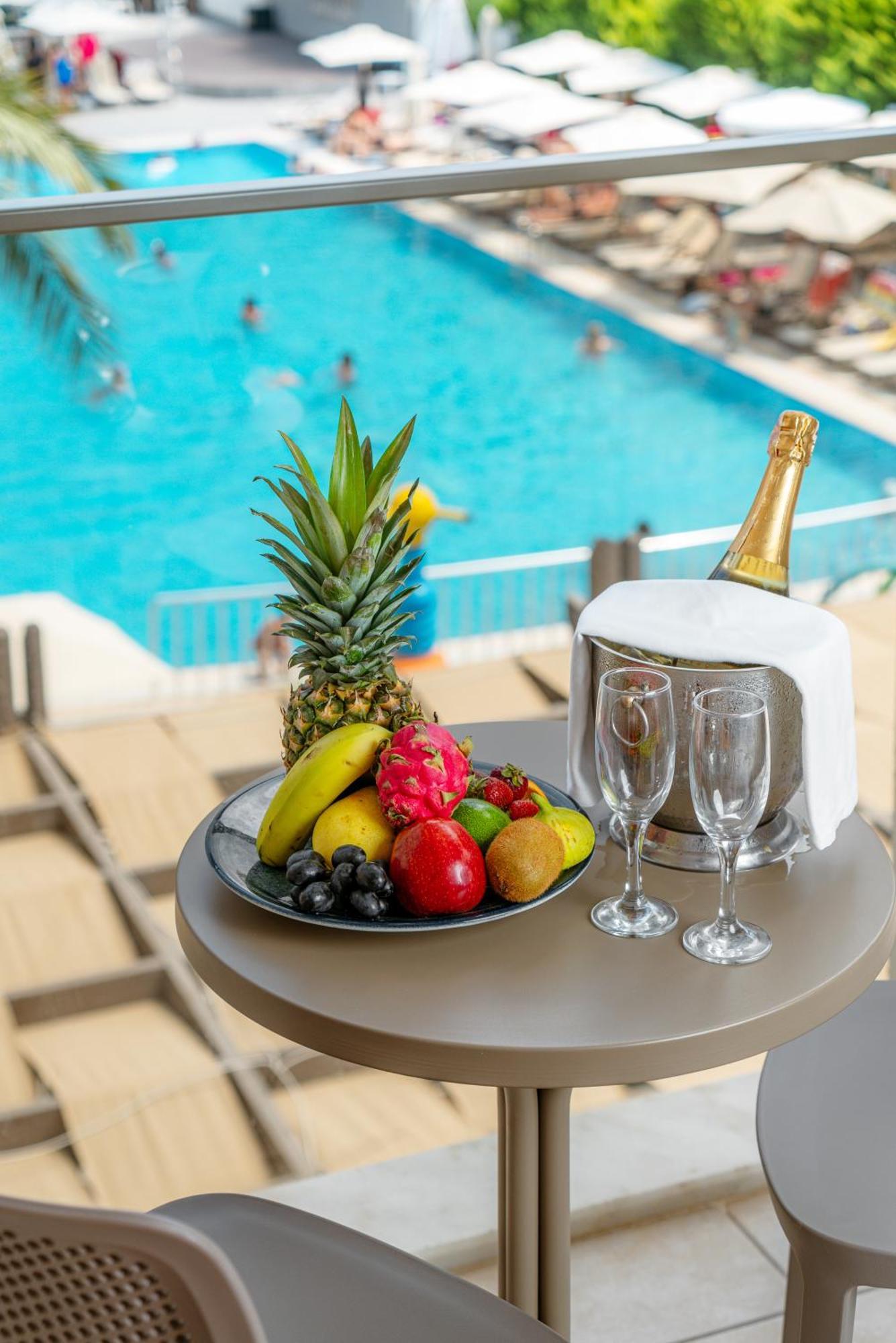 Side Story Resort & Spa מראה חיצוני תמונה